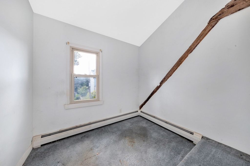 3 Colonial Street Gloucester, MA 01930 - Photo 31 of 42