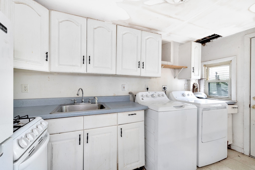 3 Colonial Street Gloucester, MA 01930 - Photo 38 of 42