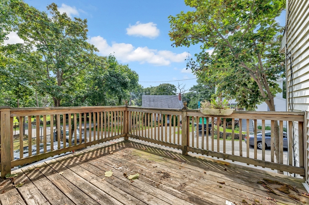 3 Colonial Street Gloucester, MA 01930 - Photo 10 of 42