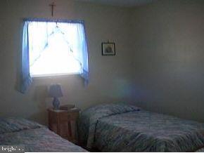 101 East Thames Road Tuckerton, NJ 08087 - Photo 5 of 6
