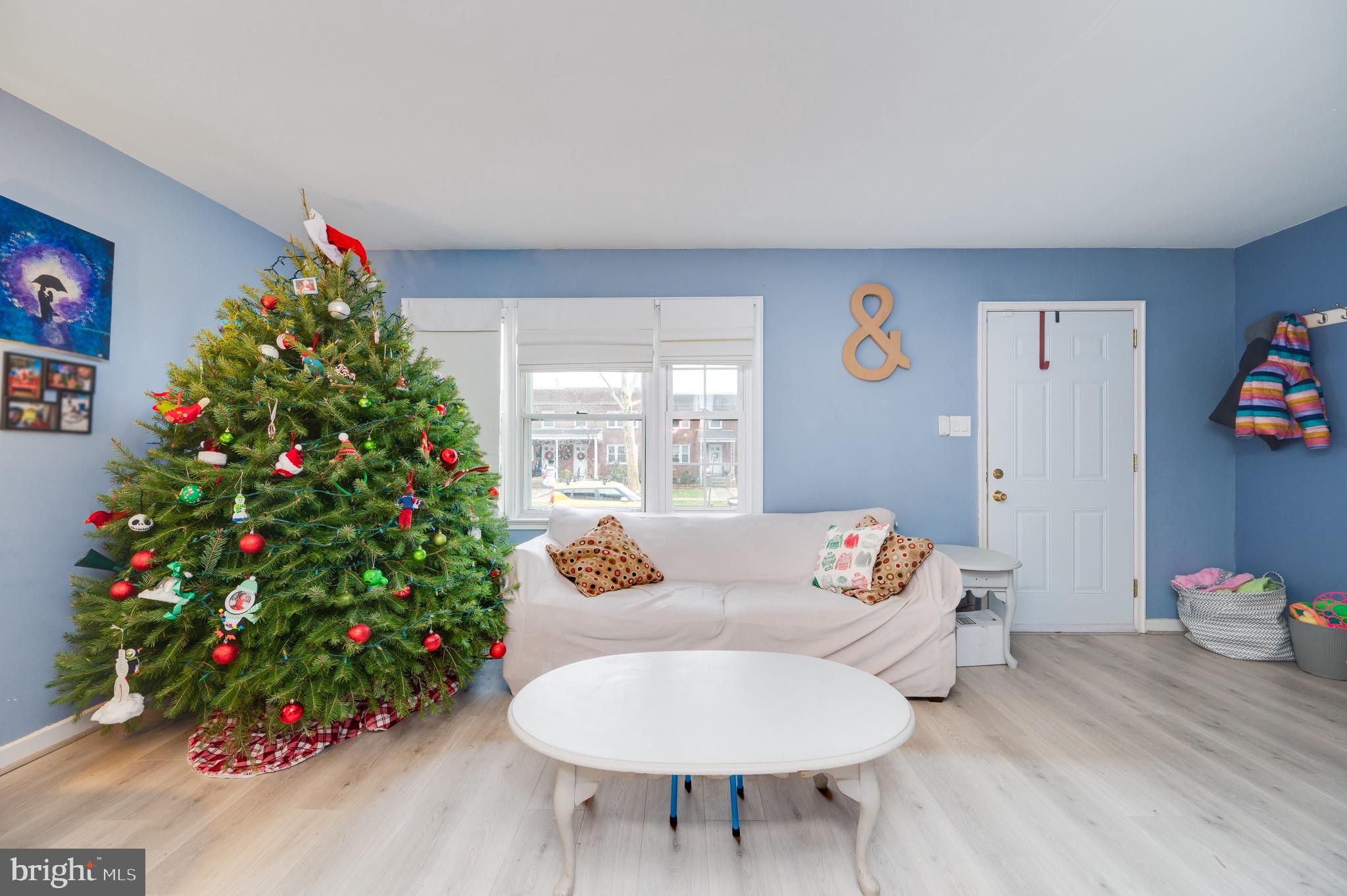 402 Sycamore Road Reading, PA 19611 - Photo 2 of 17 Gallery Image 2