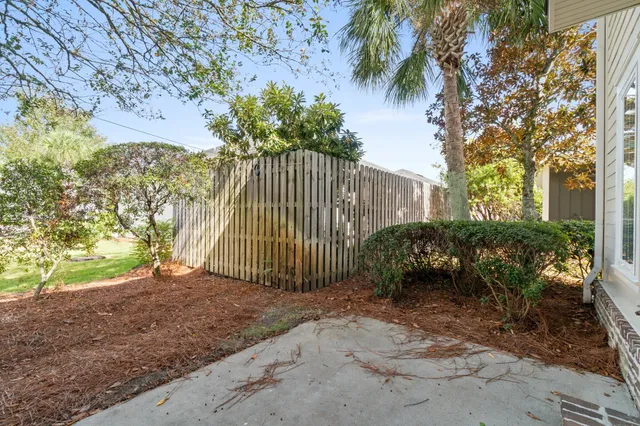 a view of outdoor space and garden