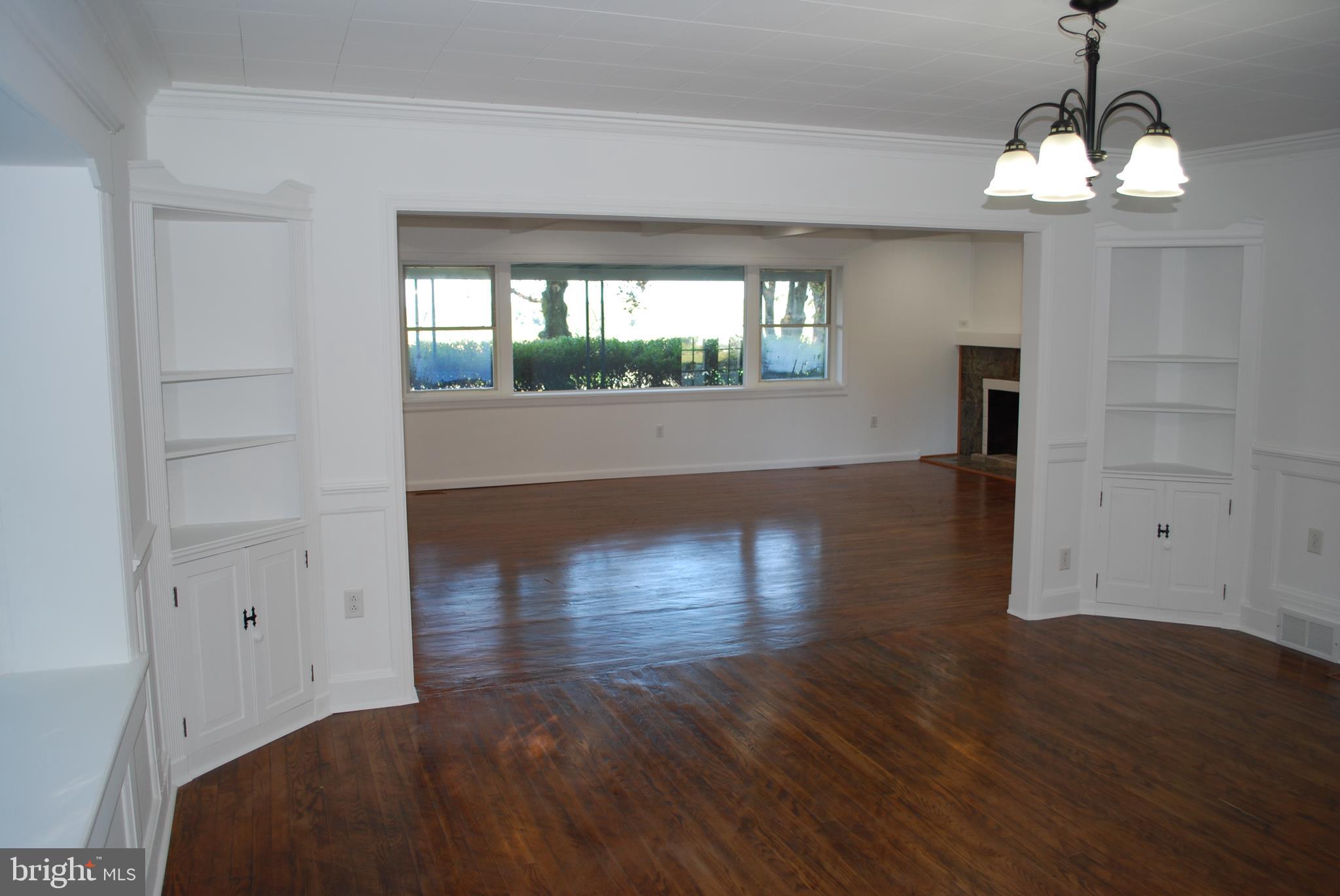 15719 Old Hanover Road Upperco, MD 21155 - Photo 14 of 34 Living room and dining room are great!