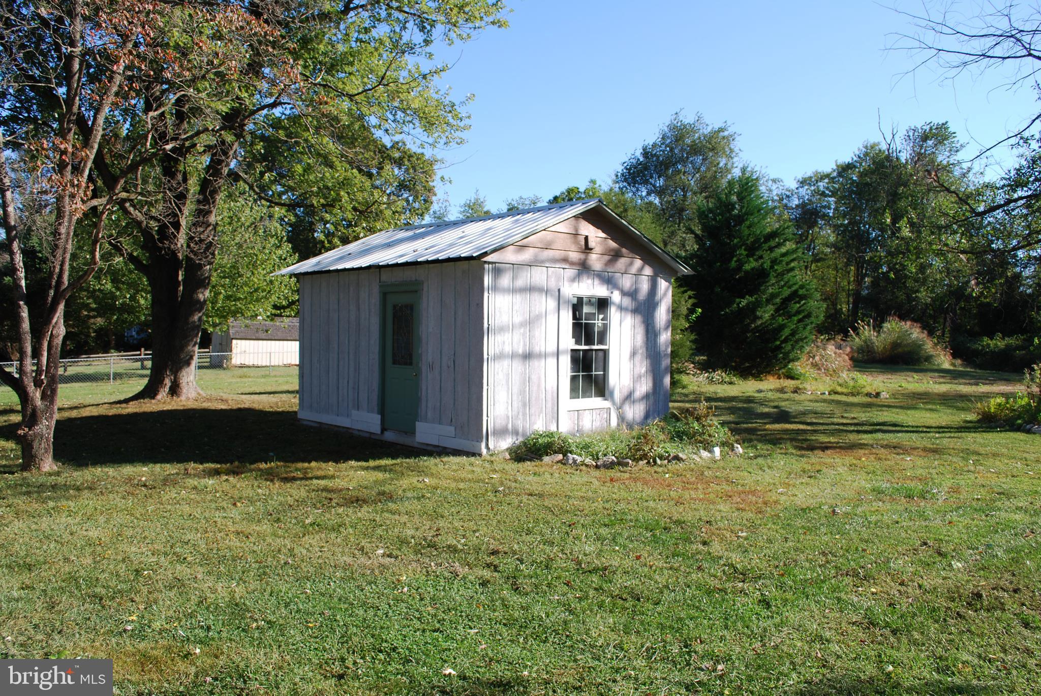 15719 Old Hanover Road Upperco, MD 21155 - Photo 8 of 34 Backyard shed