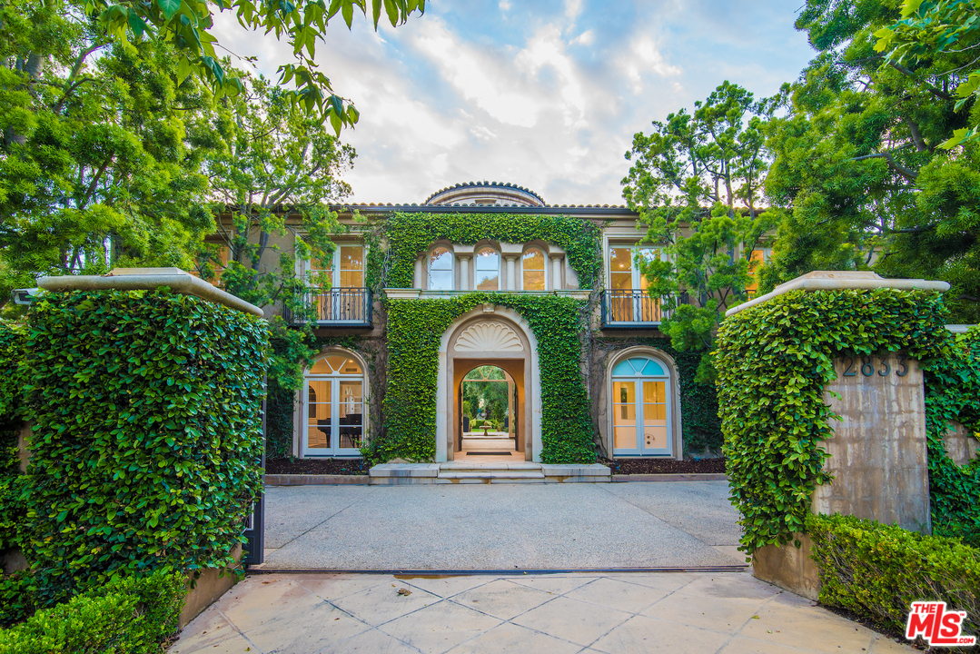 12833 Chalon Road Los Angeles, CA 90049 - Photo 2 of 22