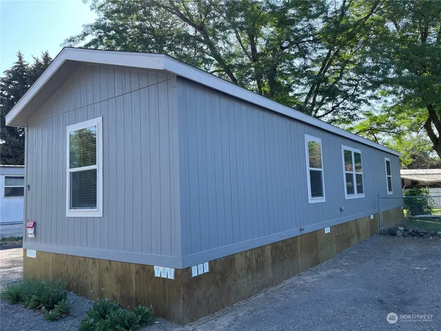 $99,500 | 1060 North Wenas Road, Unit 9, Selah, WA 98942