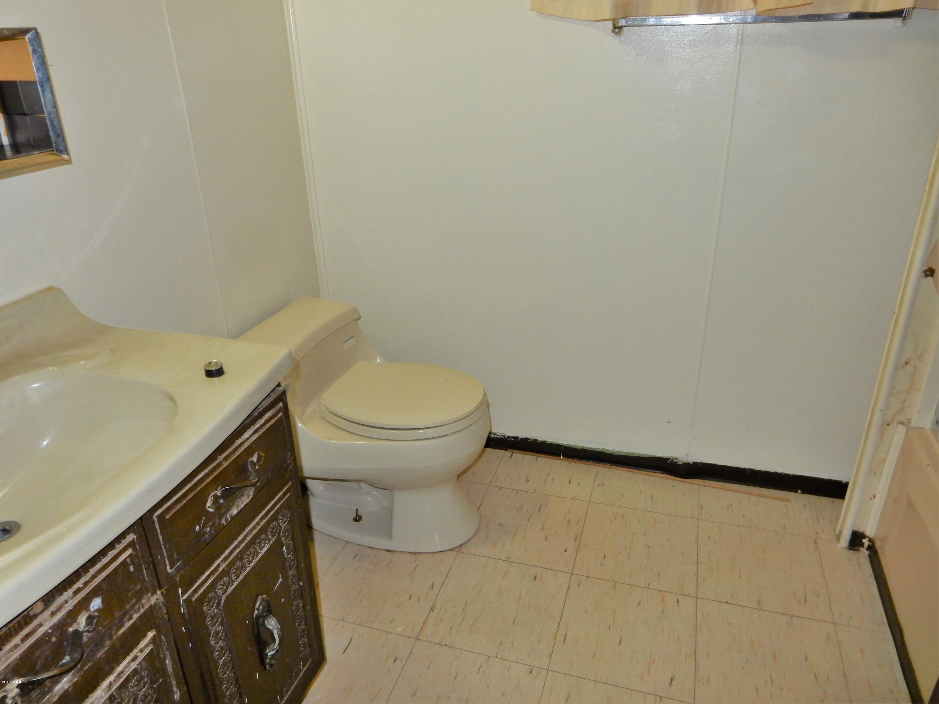 3615 West Flower Street Phoenix, AZ 85019 - Photo 33 of 45 DSCN1225