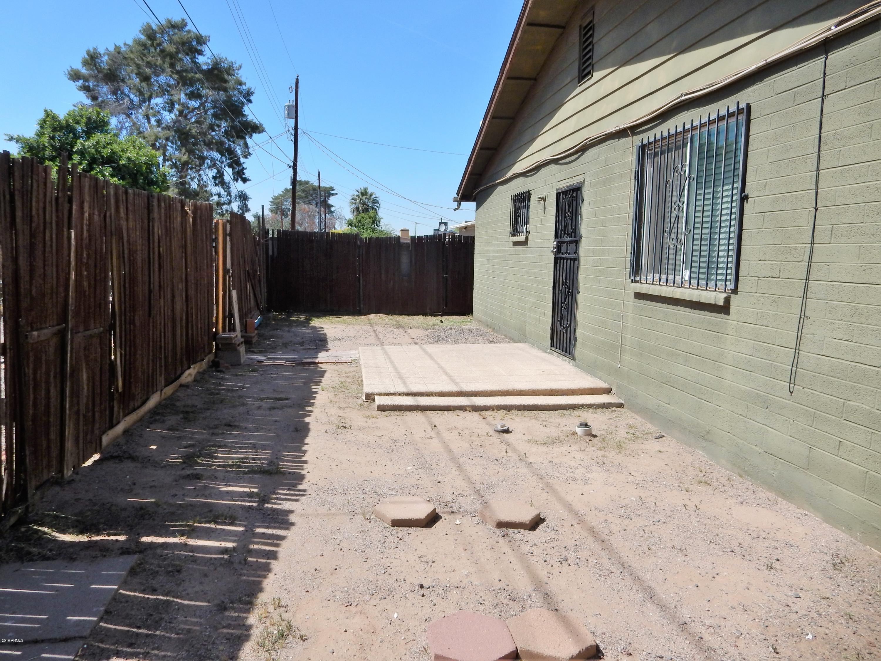 3615 West Flower Street Phoenix, AZ 85019 - Photo 4 of 45 DSCN1208