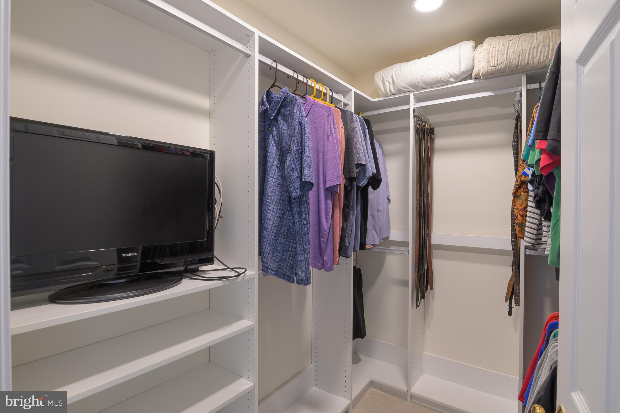 3783 Inverness Road Fairfax, VA 22033 - Photo 16 of 50 Owners Walk-In Closet
