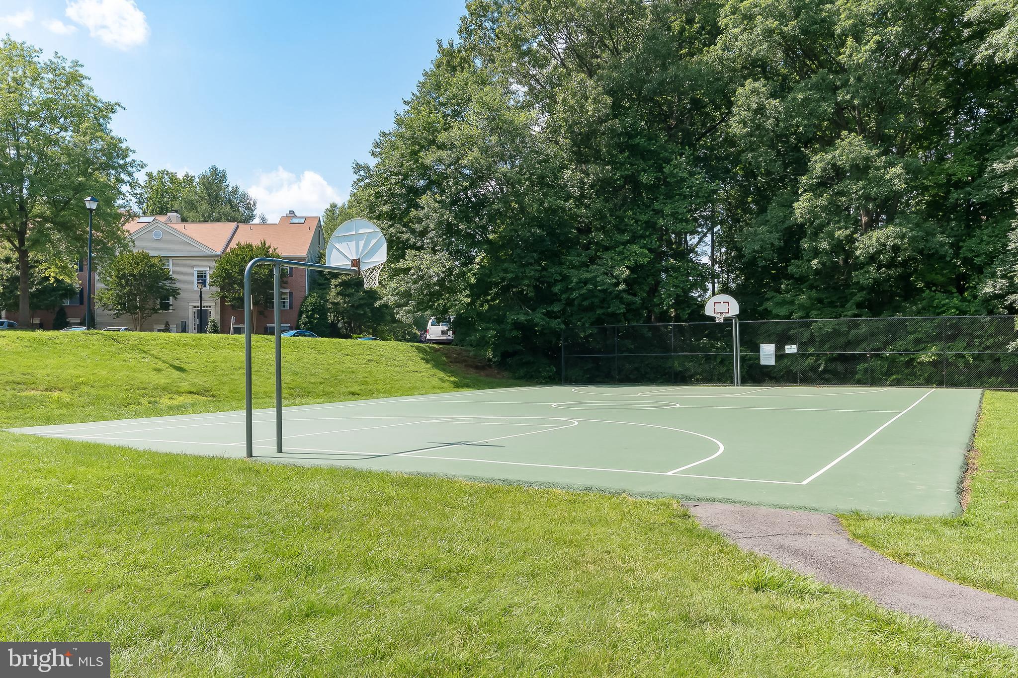 3783 Inverness Road Fairfax, VA 22033 - Photo 41 of 50 Basketball Courts