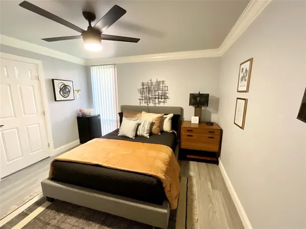 $210,000 | 536 E Avenue, Unit A, Grand Prairie, TX 75050