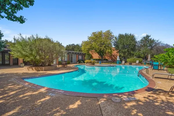 $210,000 | 536 E Avenue, Unit A, Grand Prairie, TX 75050