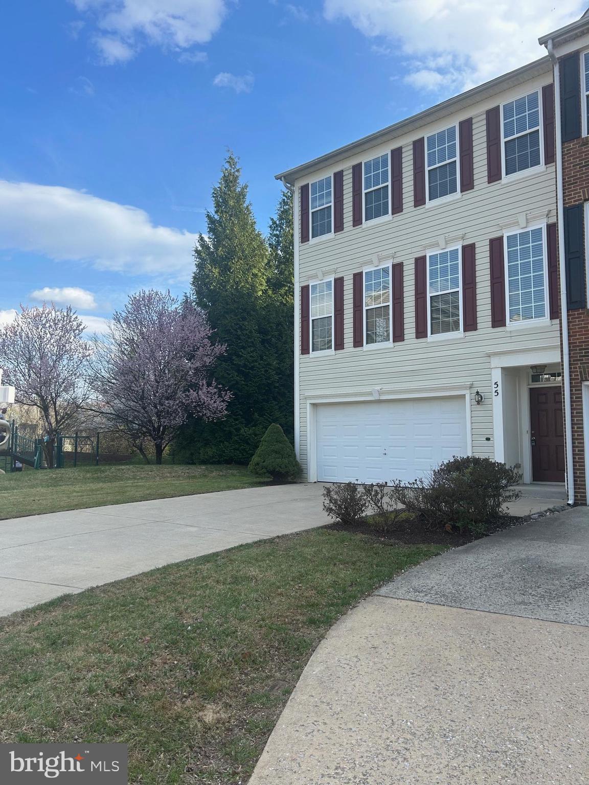 55 Inkberry Circle Gaithersburg, MD 20877 - Photo 2 of 28