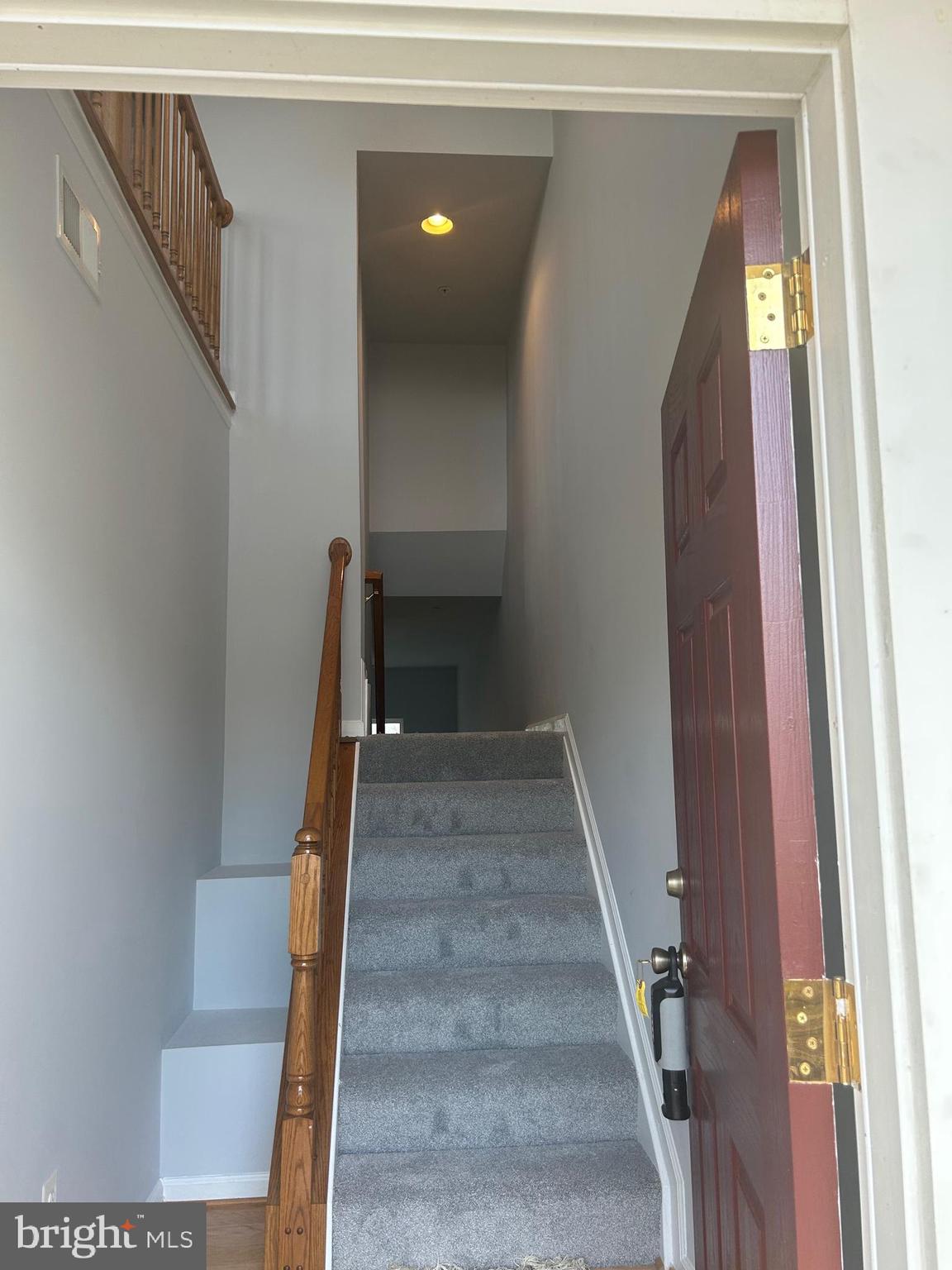 55 Inkberry Circle Gaithersburg, MD 20877 - Photo 3 of 28