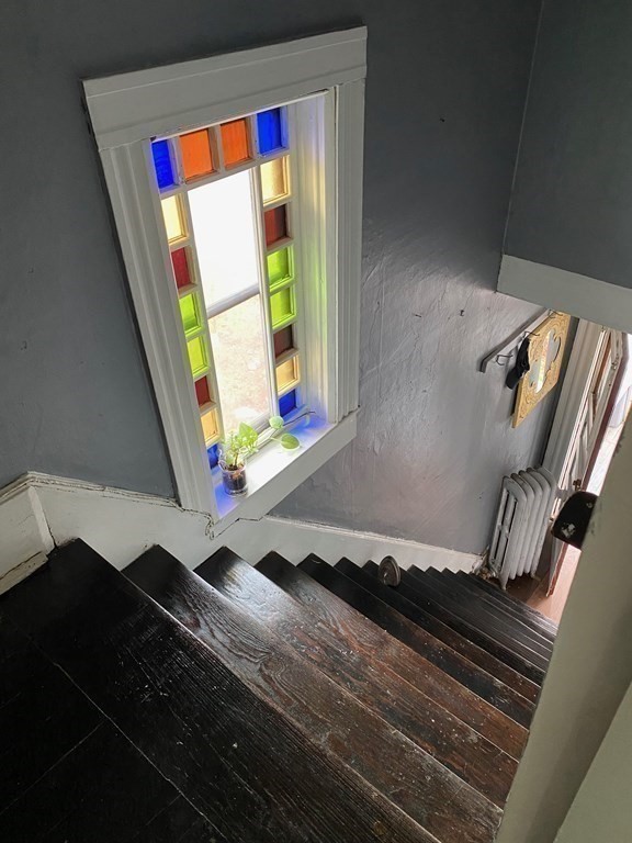 654 Newbury Street Springfield, MA 01104 - Photo 15 of 31 Gallery Image 15