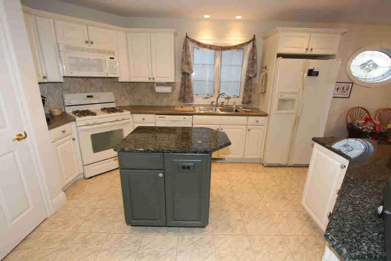 87 Assembly Point Road Queensbury, NY 12845 - Photo 21 of 46 Photo 21