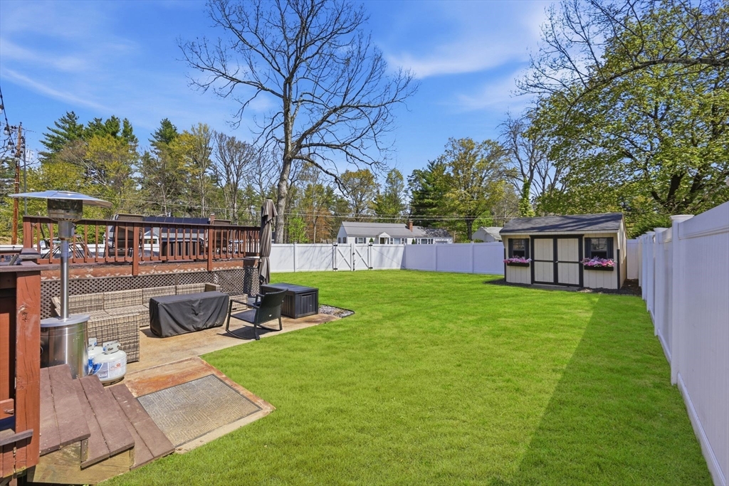 33 Winding Lane Springfield, MA 01118 - Photo 35 of 42