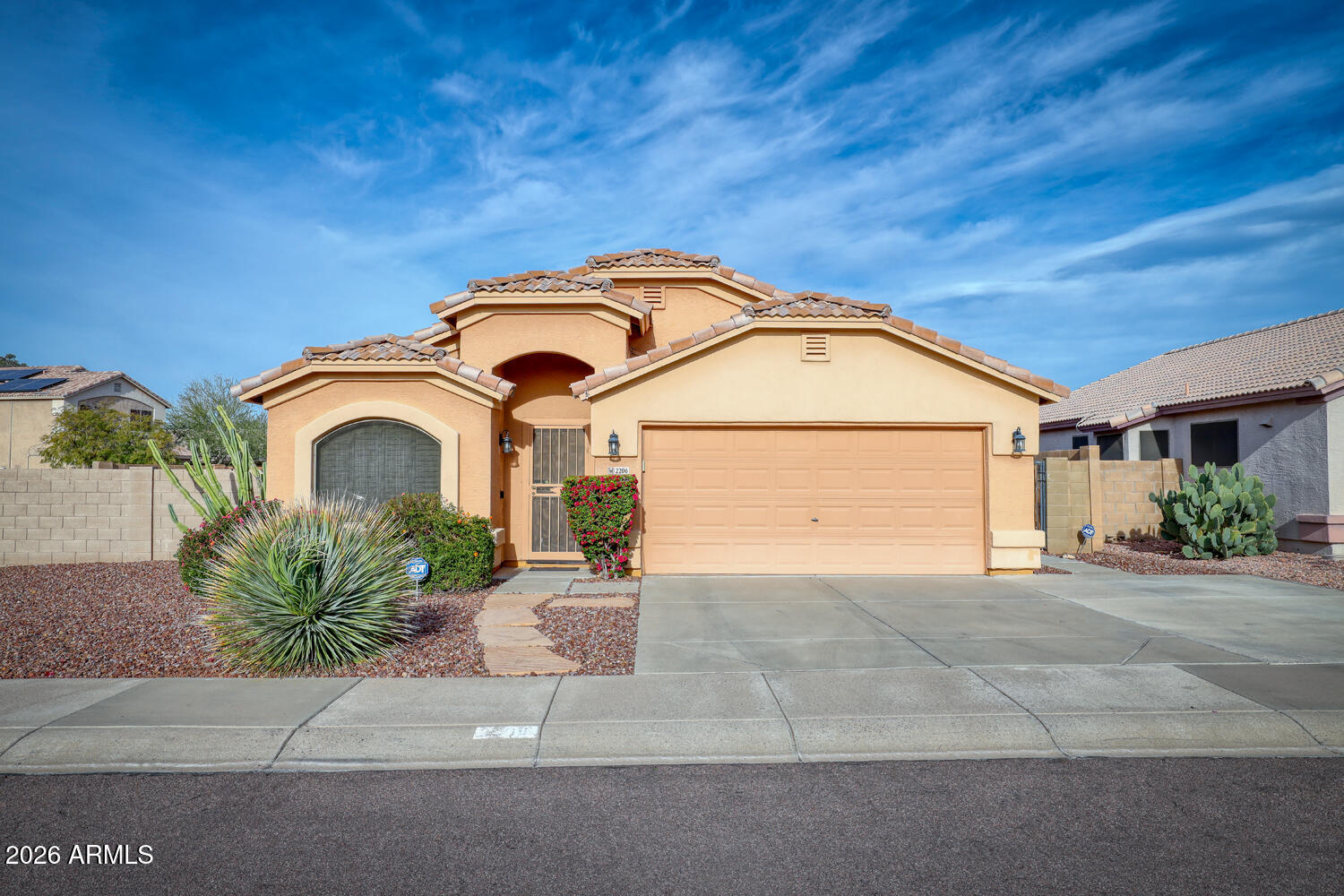 2206 East Ruby Lane Phoenix, AZ 85024 - Photo 2 of 29 a house view with a outdoor space