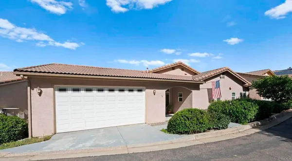 $675,000 | 15615 Vista Vicente Drive, Unit 18, Ramona, CA 92065