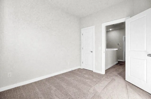 $2,850 | 2011 Quiet Ibis Road, Hanahan, SC 29410