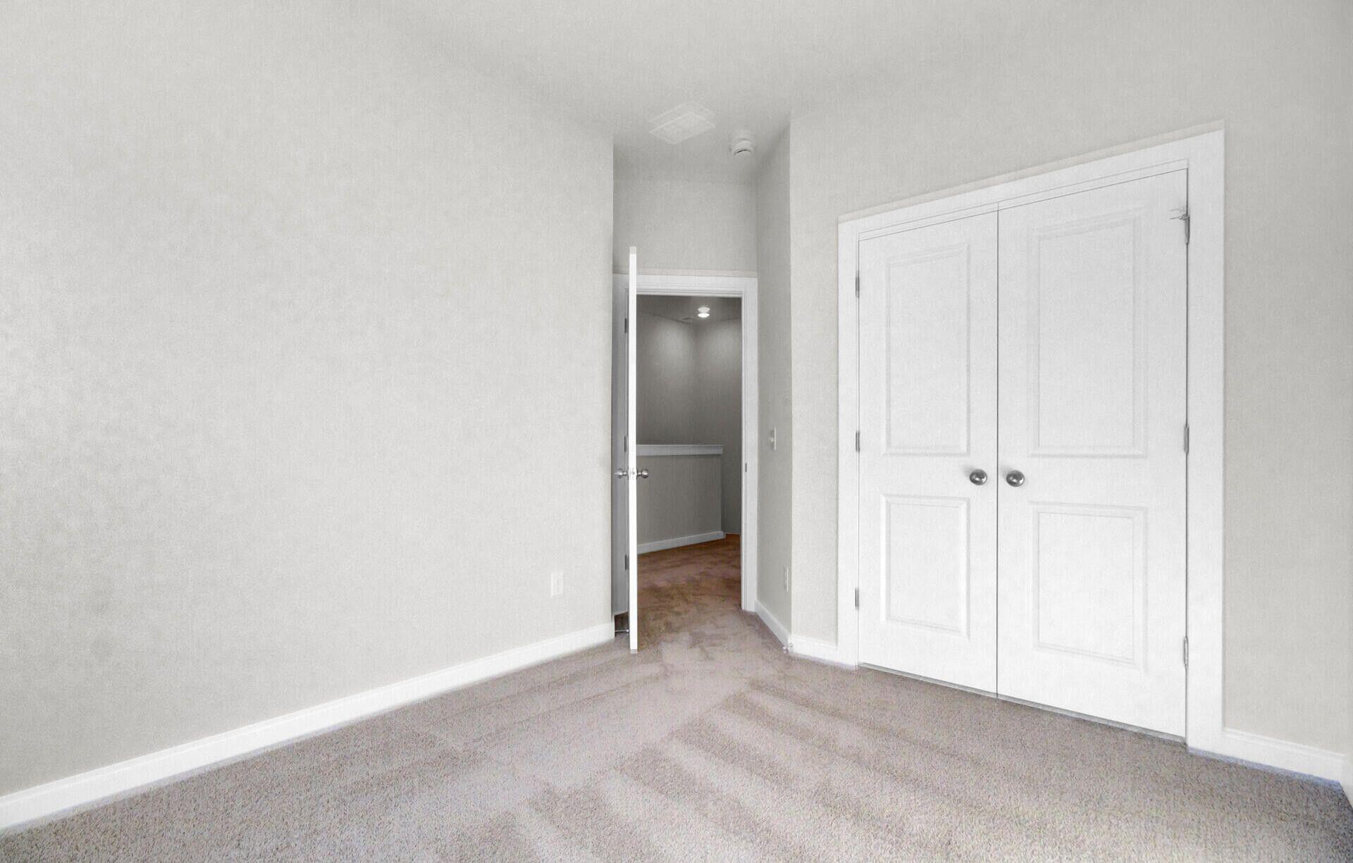 2011 Quiet Ibis Road Hanahan, SC 29410 - Photo 31 of 34 20250828144510240864000000-o