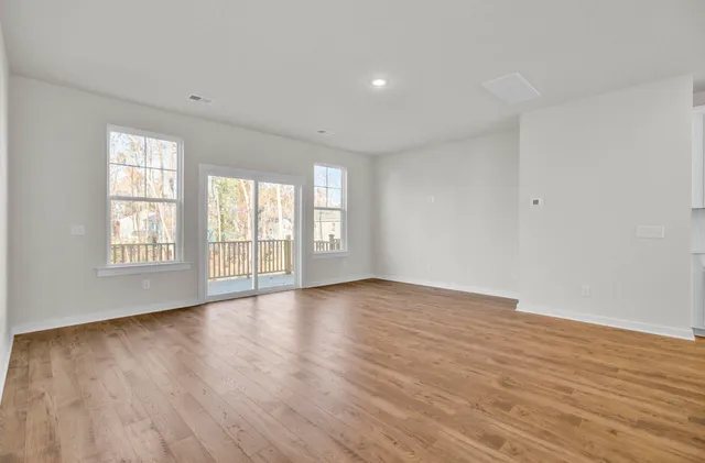 $2,850 | 2011 Quiet Ibis Road, Hanahan, SC 29410