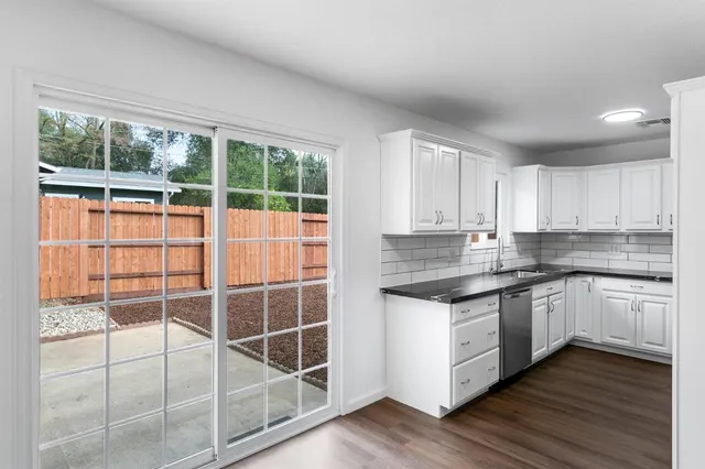 $2,750 | 7748 Wachtel Way, Orangevale, CA 95662