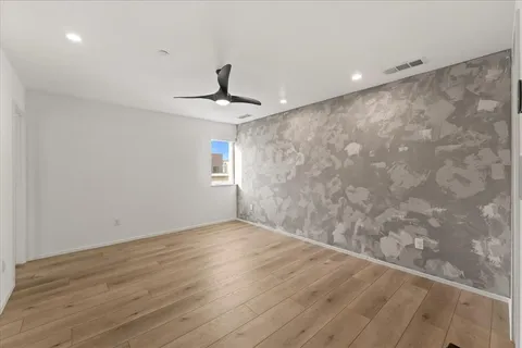 $450,000 | 2001 North Prairie Avenue, Unit 106, Dallas, TX 75204