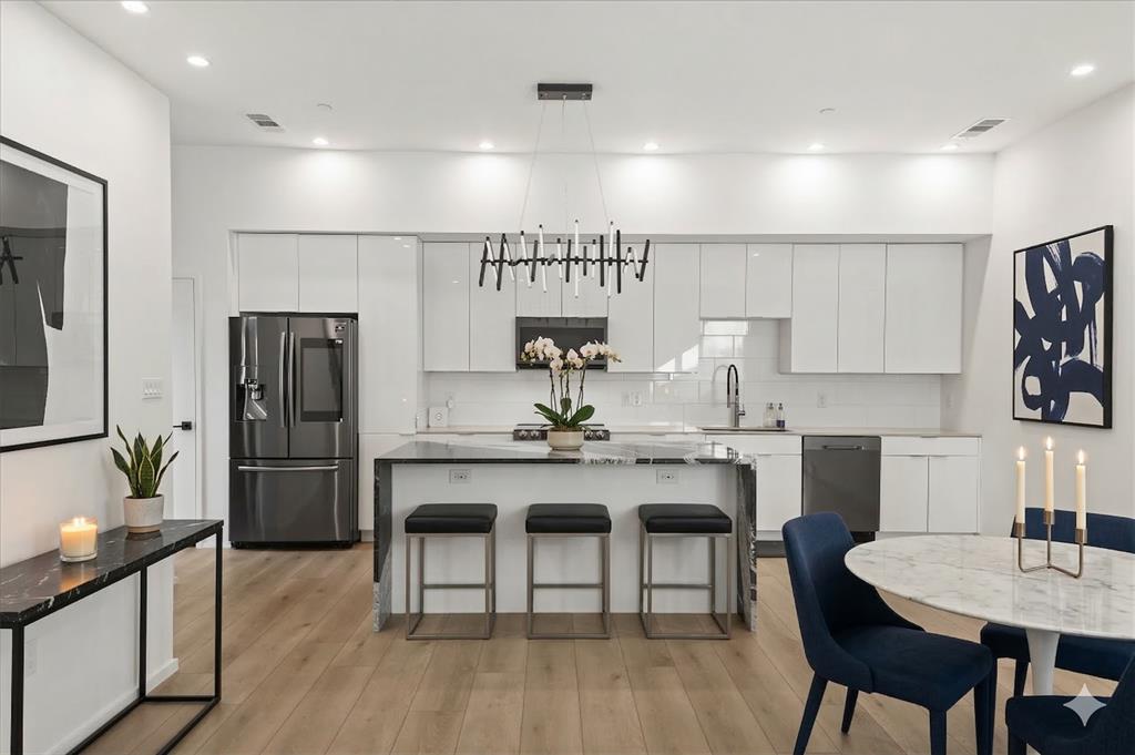 2001 North Prairie Avenue, Unit 106 Dallas, TX 75204 - Photo 3 of 31 Virtually staged