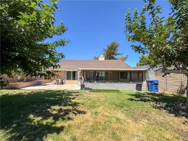 $460,000 | 36648 Spanish Broom Drive, Palmdale, CA 93550