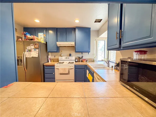 $460,000 | 36648 Spanish Broom Drive, Palmdale, CA 93550