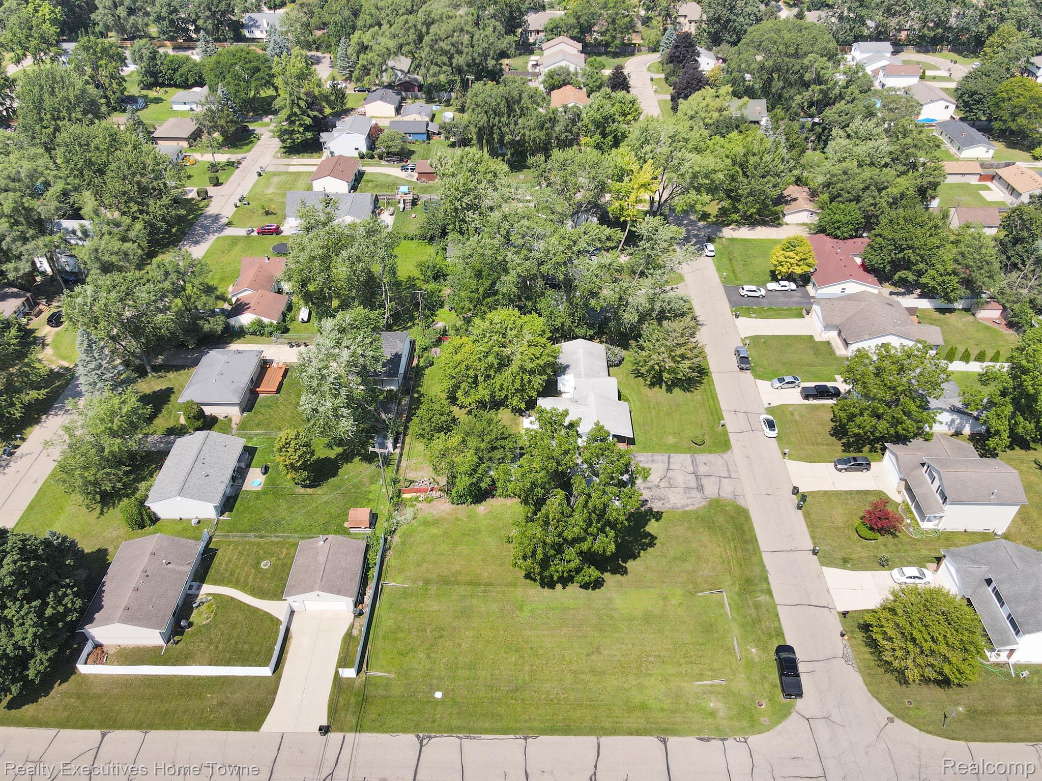 2500 Longview Avenue Rochester, MI 48307 - Photo 40 of 52 Gallery Image 40