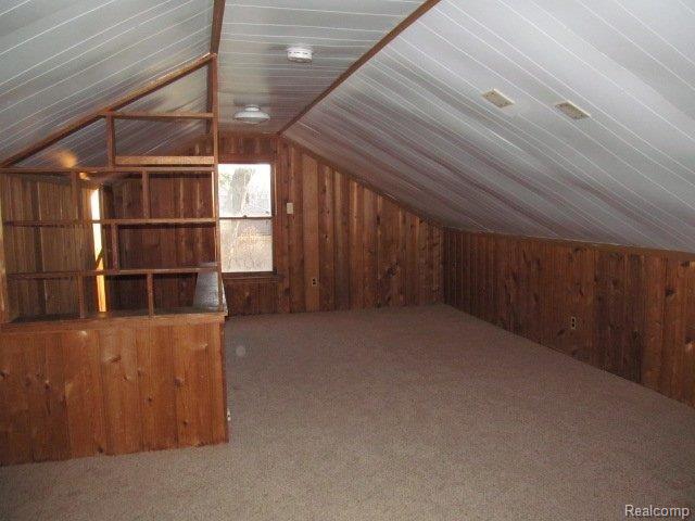 21422 Greenview Road Southfield, MI 48075 - Photo 22 of 25 261-899304 - BEDROOM 3 (1).JPG