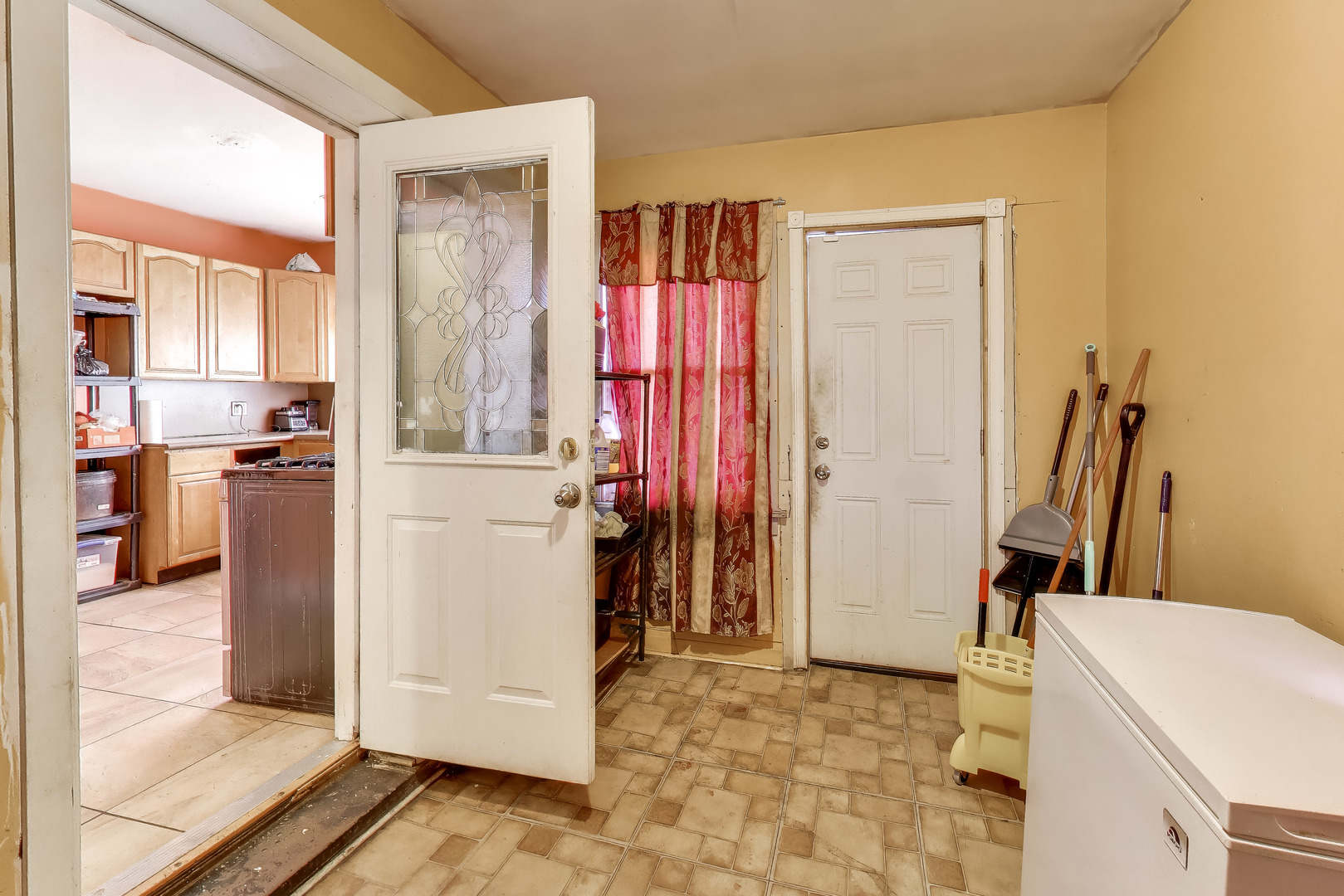 8822 South Ada Street Chicago, IL 60620 - Photo 27 of 32