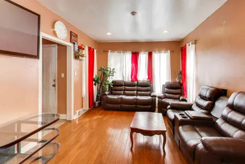 $189,999 | 8822 South Ada Street, Chicago, IL 60620