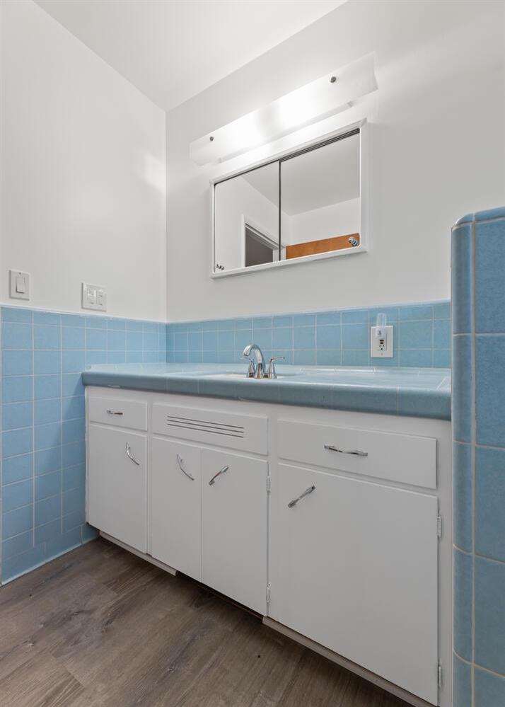 573 West Shoemake Avenue Reedley, CA 93654 - Photo 20 of 45 Gallery Image 20
