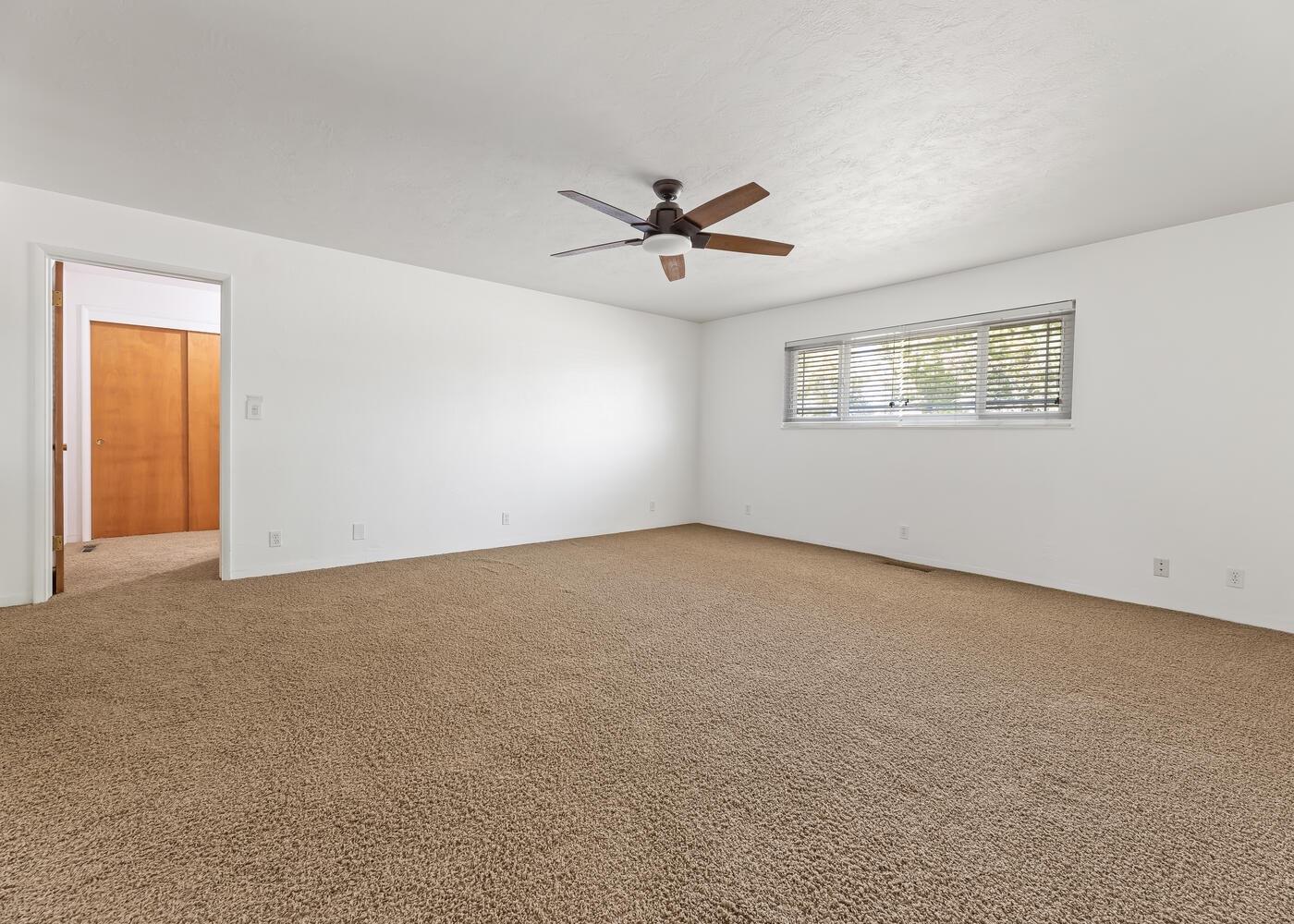573 West Shoemake Avenue Reedley, CA 93654 - Photo 26 of 45 Gallery Image 26