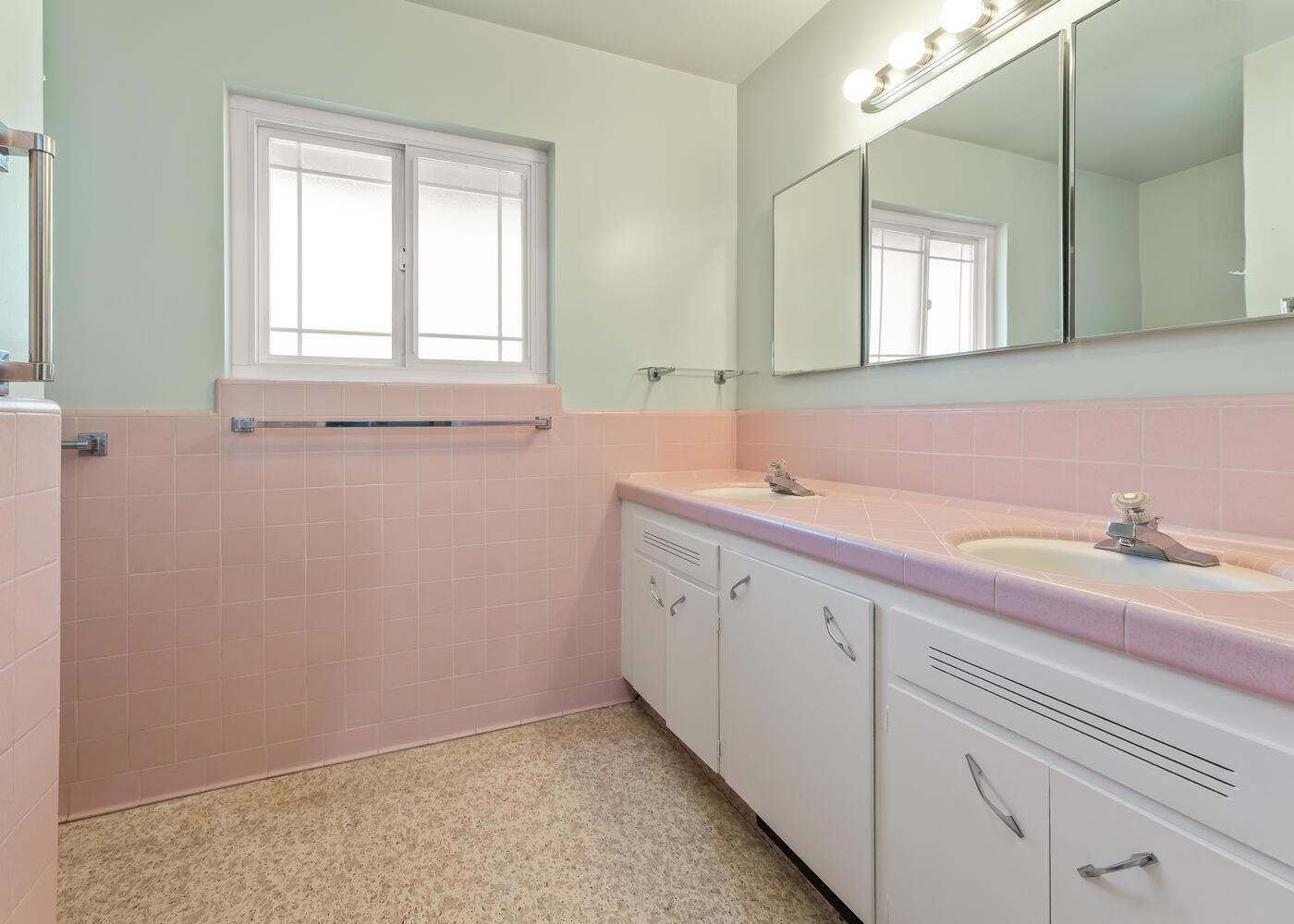 573 West Shoemake Avenue Reedley, CA 93654 - Photo 31 of 45 Gallery Image 31
