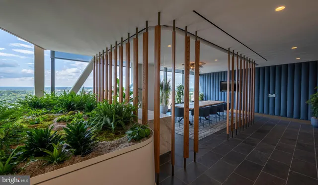 $2,186 | 4710 Elm Street, Unit 0BW1002, Bethesda, MD 20814