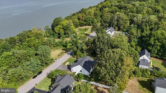 $3,200 | 12190 Potomac View Drive, Newburg, MD 20664