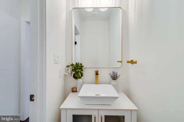 $3,200 | 12190 Potomac View Drive, Newburg, MD 20664