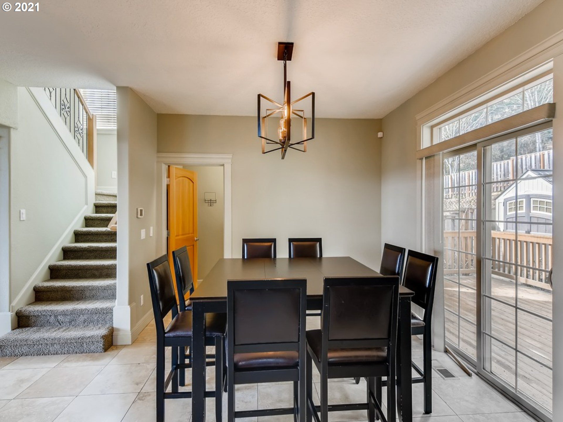 2379 Southwest Border Way Gresham, OR 97080 - Photo 11 of 31 Gallery Image 11