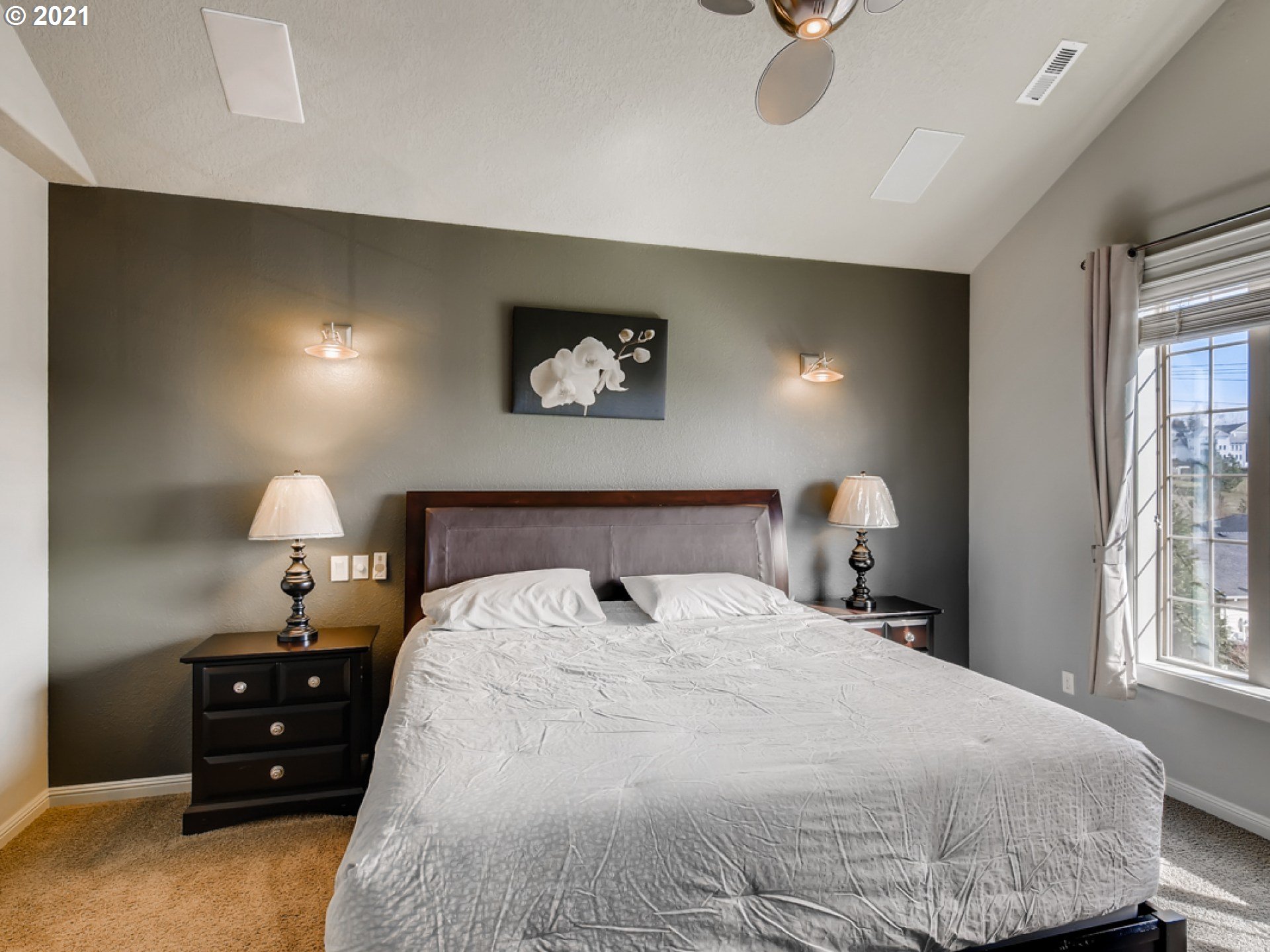2379 Southwest Border Way Gresham, OR 97080 - Photo 14 of 31 Gallery Image 14