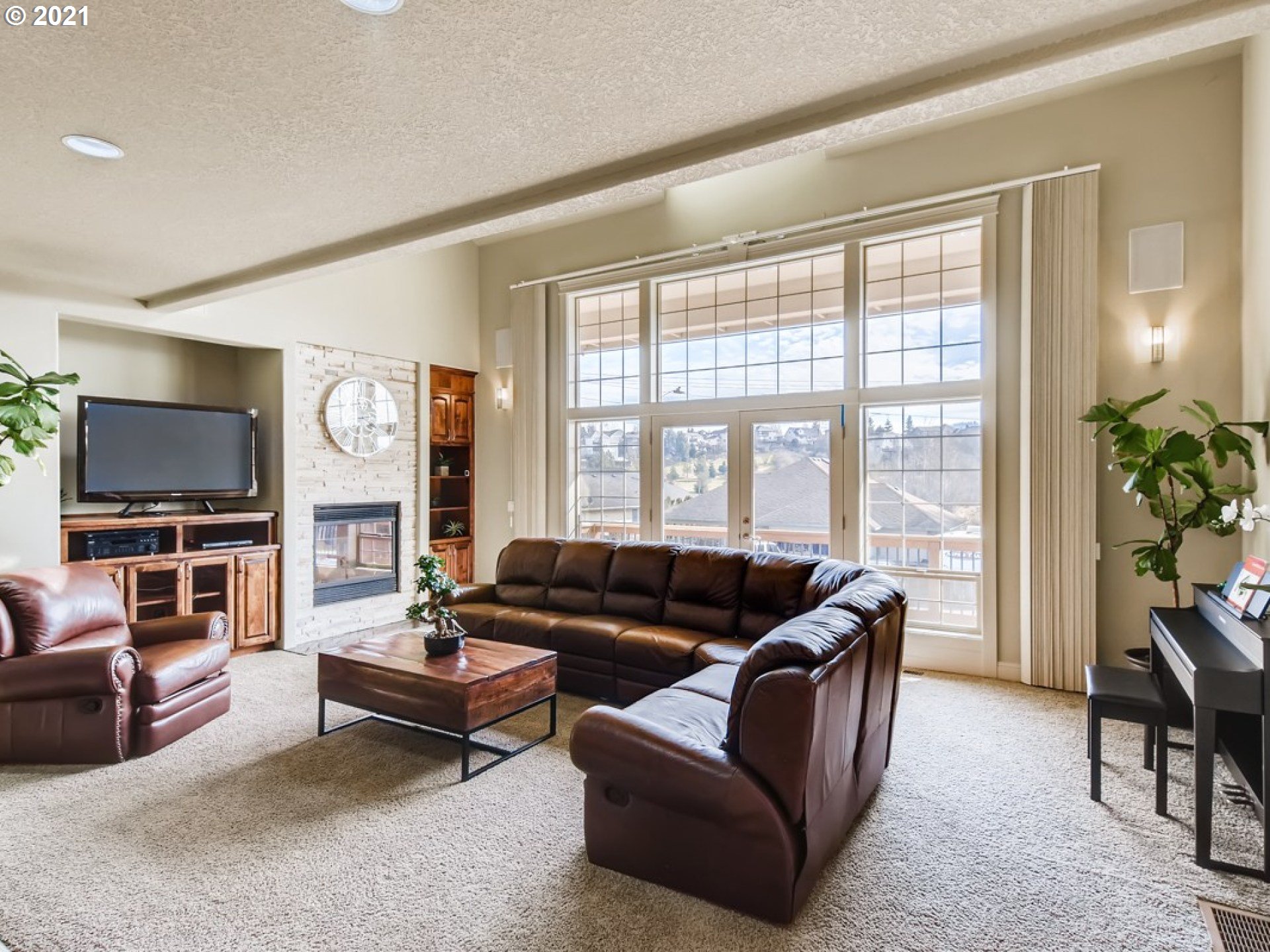 2379 Southwest Border Way Gresham, OR 97080 - Photo 6 of 31 Gallery Image 6