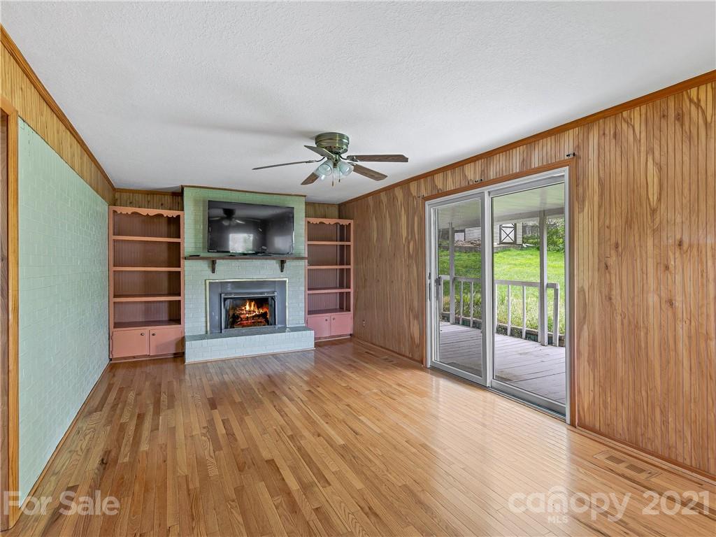 27 Gorman Bridge Road Asheville, NC 28804 - Photo 11 of 28 Gallery Image 11