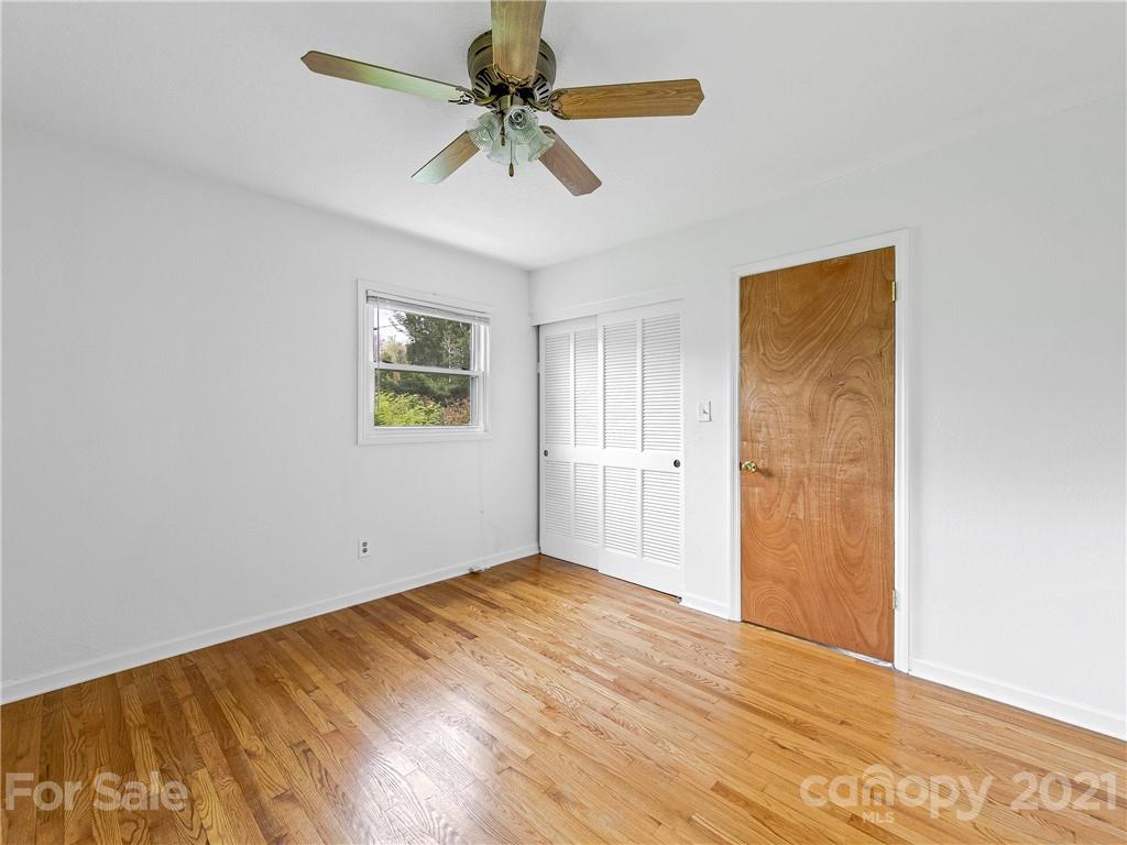 27 Gorman Bridge Road Asheville, NC 28804 - Photo 16 of 28 Gallery Image 16