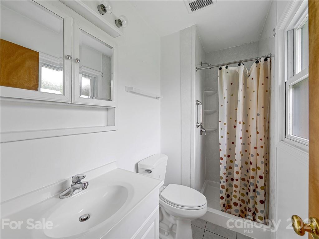 27 Gorman Bridge Road Asheville, NC 28804 - Photo 17 of 28 Gallery Image 17
