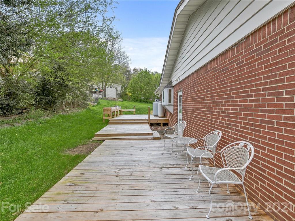 27 Gorman Bridge Road Asheville, NC 28804 - Photo 23 of 28 Gallery Image 23