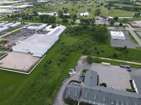 $850,000 | 555 West Rolling Meadows Drive, Fond du Lac, WI 54937