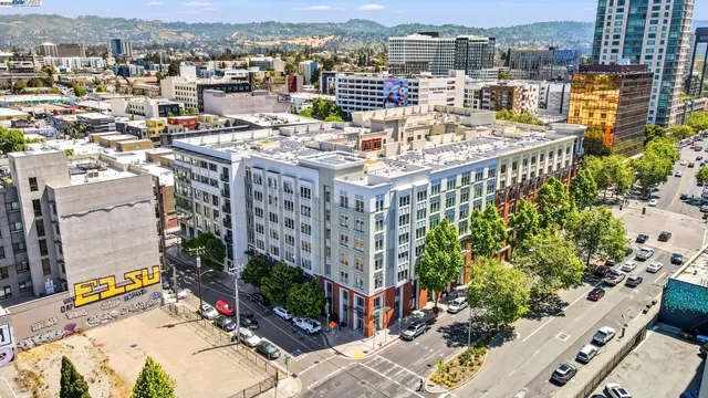 $995,000 | 438 West Grand Avenue, Unit 704, Oakland, CA 94612